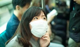 戴口罩的爆料女孩视频,揭秘爆料女孩的勇敢瞬间