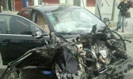 伊滨最新车祸爆料新闻视频,视频揭示惊险瞬间，悲剧原因引关注