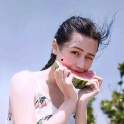 娱乐吃瓜酱的头像女